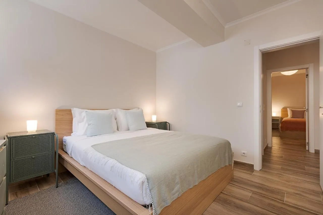 Apartment Santos Gem III - Central Space In Trendy Neighborhood Lisbon