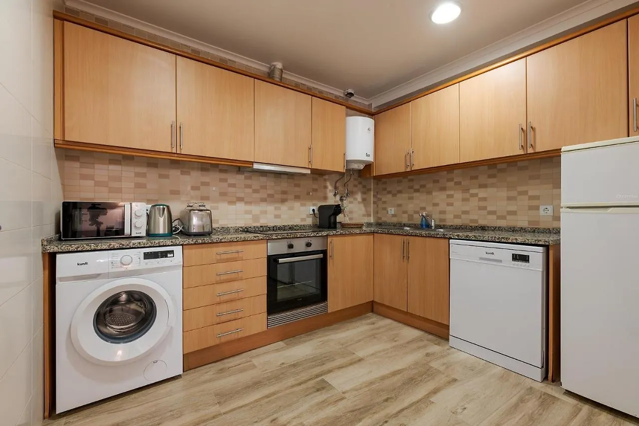 Santos Gem III - Central Space In Trendy Neighborhood Lisbon Apartment