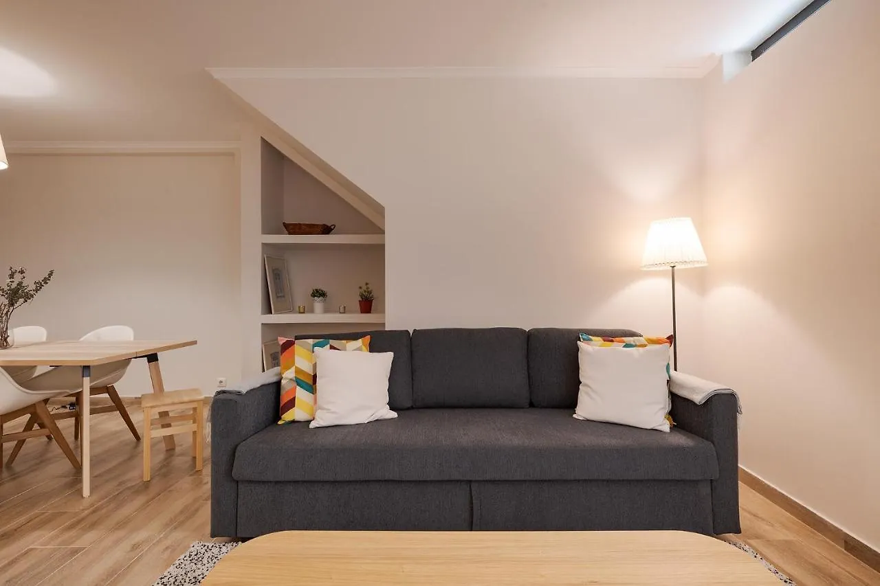 Апартаменты Santos Gem III - Central Space In Trendy Neighborhood Лиссабон Португалия